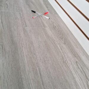Porcelanato Uvana Gris 15x90cm a $11.990m2