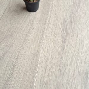 Porcelanato Ébano Grey 15x90cm a $11.990m2