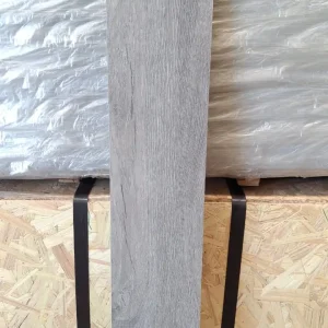 Porcelanato Alerce Gris 15x90cm a $11.990m2